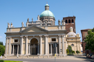 churches/vercelli01.jpg