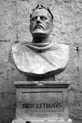 persons/diocletian.jpg